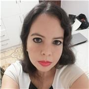 Profesora de Inglés y portugués, además de comunicadora social